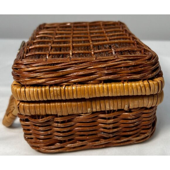 Vintage Wicker Picnic Basket With Ceramic Tea Set - Green & Yellow - Red Checker - Picture 7 of 7